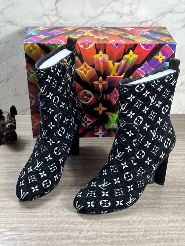 Louis Vuitton Silhouette ankle boots — 3