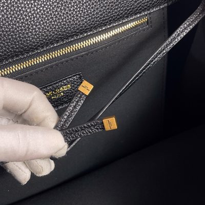 Saint Laurent Le 5 à 7 Bea tote bag — 9
