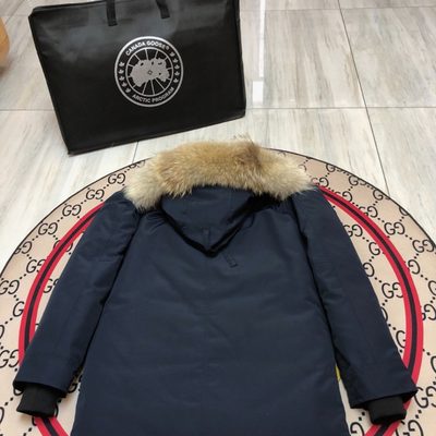 Canada Goose Chateau Parka — 7