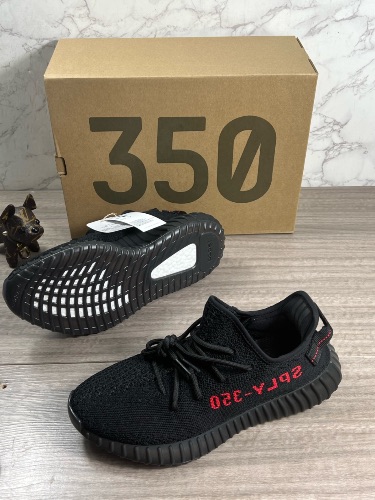 Adidas Yeezy Boost 350 V2 sneakers