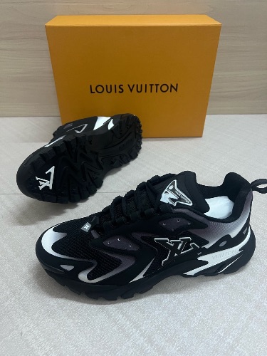 Louis Vuitton Runner Tatic sneakers