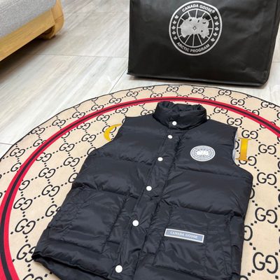Canada Goose Vest — 4