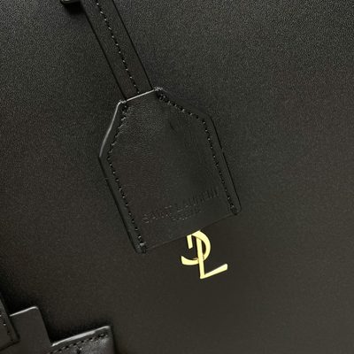 Saint Laurent North/South leather tote — 6