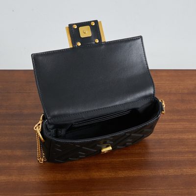 Fendi Baguette bag (T) — 9