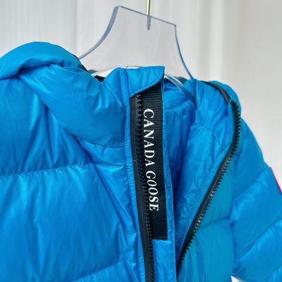 Canada Goose Kids' Crofton Hoody — 4