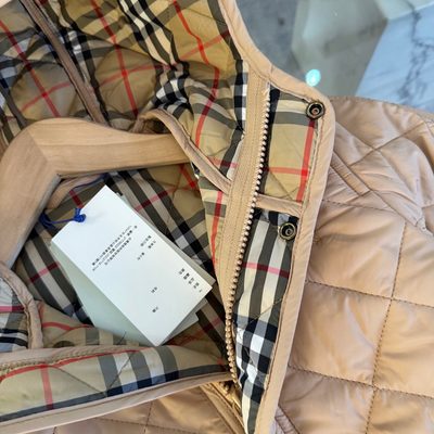 Burberry Kids Quilted Hooded Parka — 3