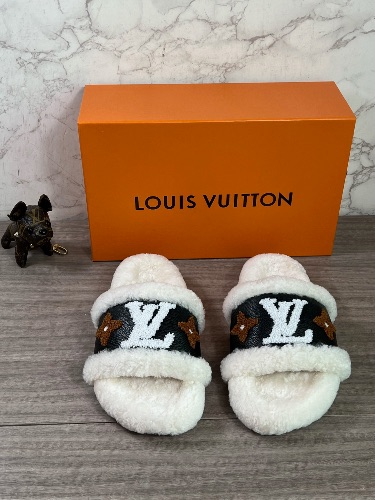 Louis Vuitton shearling-covered slippers — 3