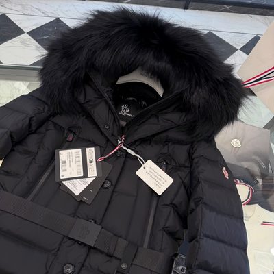 Moncler Grenoble Women's Beverly Short Puffer Jacket — 5