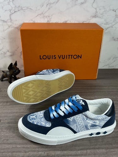 Louis Vuitton Bandana Blue Ollie low-top sneakers