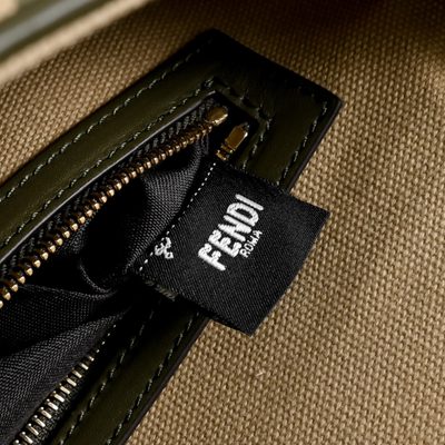 Fendi Baguette bag (T) — 7
