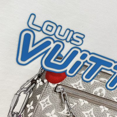 LV crewneck sweatshirt — 5
