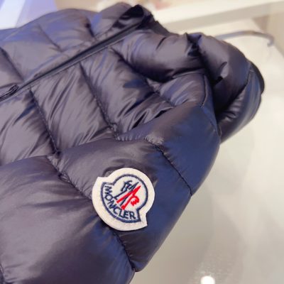Moncler Enfant navy blue hooded down puffer jacket — 4