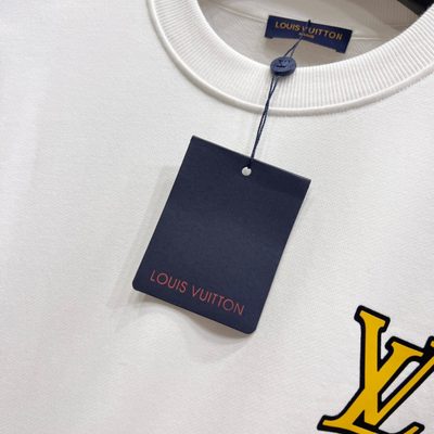 LV crewneck sweatshirt — 4