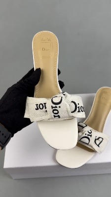 Dior J'Adior heeled slides — 5