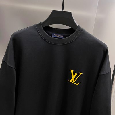 LV crewneck sweatshirt — 9