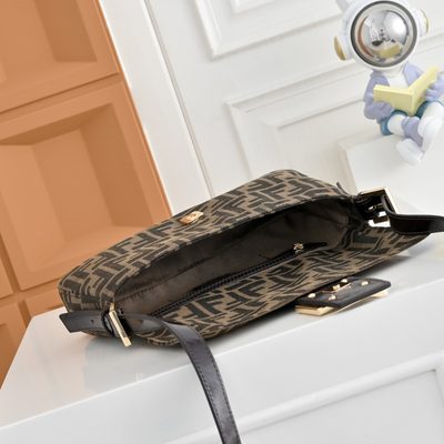 Fendi Baguette bag (T) — 9