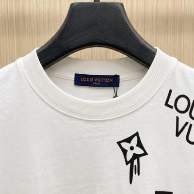 Louis Vuitton T-shirt — 3