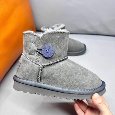 UGG-style short winter boots — 8