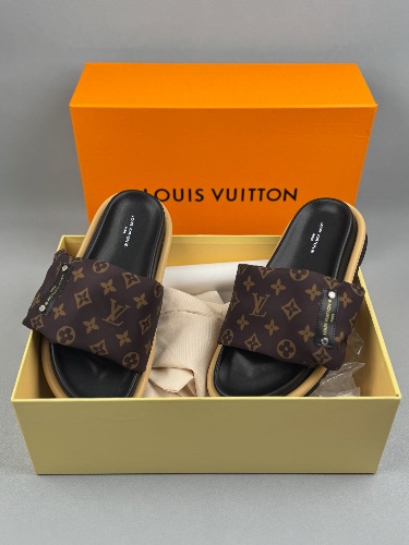 Louis Vuitton Pool Pillow Flat Comfort Mules in cacao brown monogram nylon