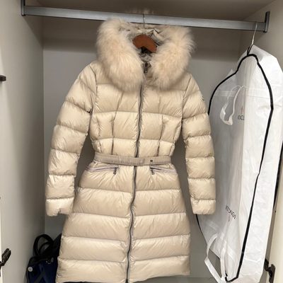 Moncler Boedic Hooded Shearling-Trimmed Long Down Jacket — 3