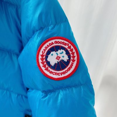 Canada Goose Kids' Crofton Hoody — 5