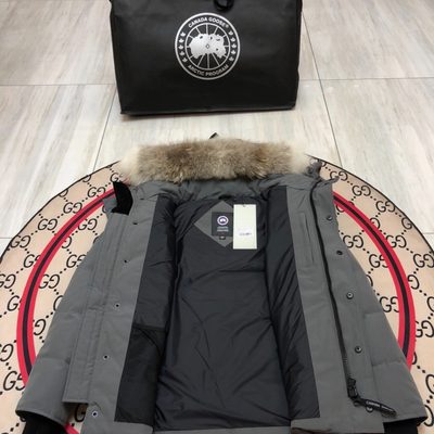 Canada Goose Wyndham Parka — 5