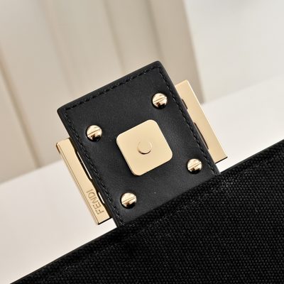 Fendi Baguette bag (T) — 4