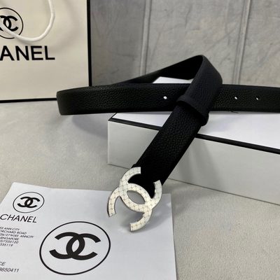 Chanel black leather belt featuring a gold-toned interlocking CC buckle — 6