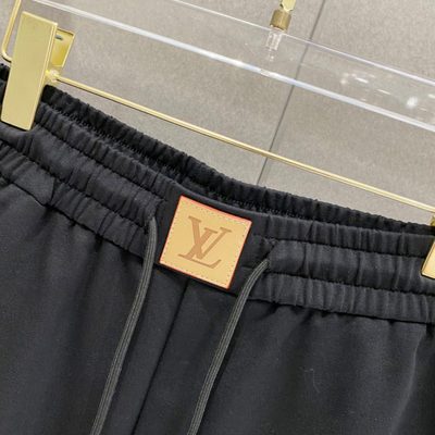 Louis Vuitton shorts — 9
