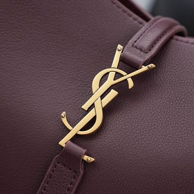 Saint Laurent Le 5 à 7 leather shoulder bag — 10