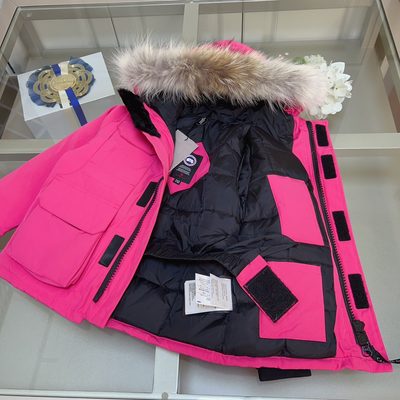 Canada Goose-style expedition winter parka jacket — 7