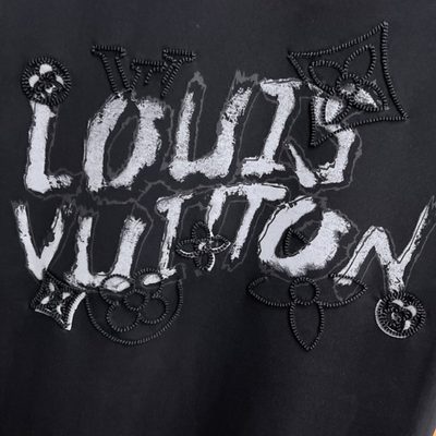 Louis Vuitton embroidered graffiti logo t-shirt — 11