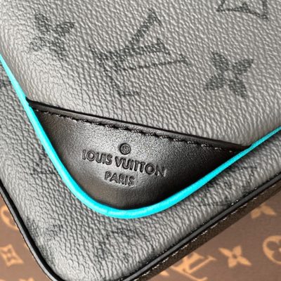 Louis Vuitton Trio Messenger Bag — 5