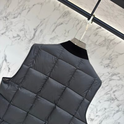Moncler Elberton Square-Quilted Down Gilet — 9