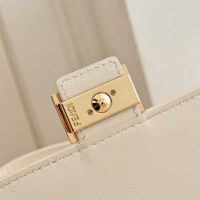 Fendi Baguette Wallet on Chain (T) — 4