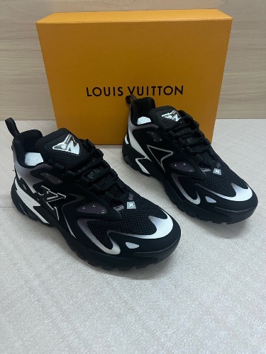 Louis Vuitton Runner Tatic sneakers — 4