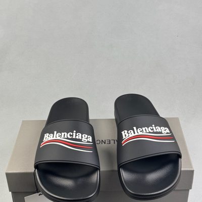 Balenciaga pool slides — 3