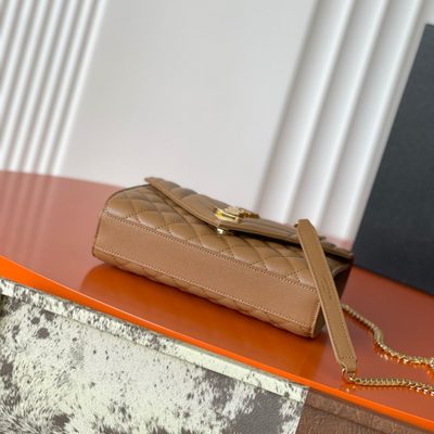 Saint Laurent grey grain de poudre textured leather envelope chain bag — 4