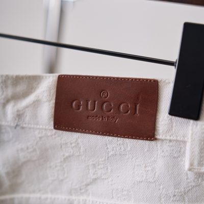 Gucci shorts — 10