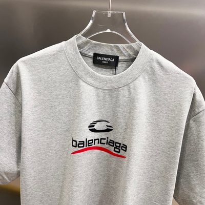 Balenciaga T-shirt — 9