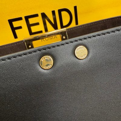 Fendi Way leather shoulder bag (T) — 5