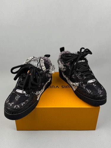 Louis Vuitton Skate sneakers in a black Swarovski monogram design — 4