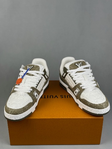 Louis Vuitton LV Trainer sneakers in Khaki Green Monogram Denim — 4