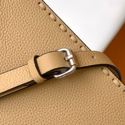 Fendi Peekaboo ISeeU bag(T) — 8