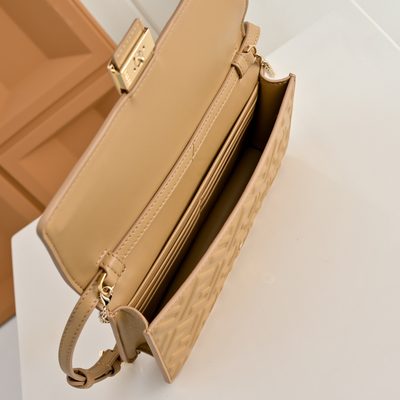 Fendi Baguette Wallet on Chain (T) — 9