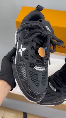 Louis Vuitton LV Skate trainers in black and white — 5