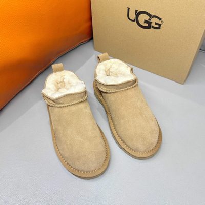 UGG Classic Ultra Mini Boots — 6