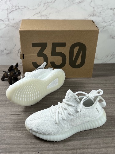 Adidas Yeezy Boost 350 V2 sneakers