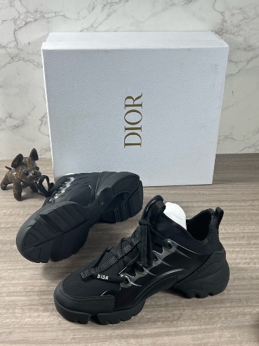 Dior D-Connect sneakers