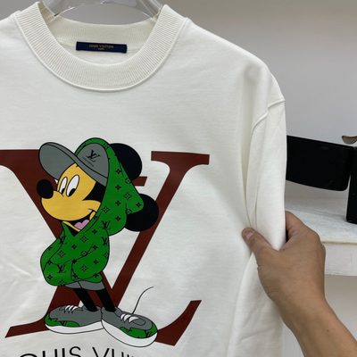 LV crewneck sweatshirt — 5